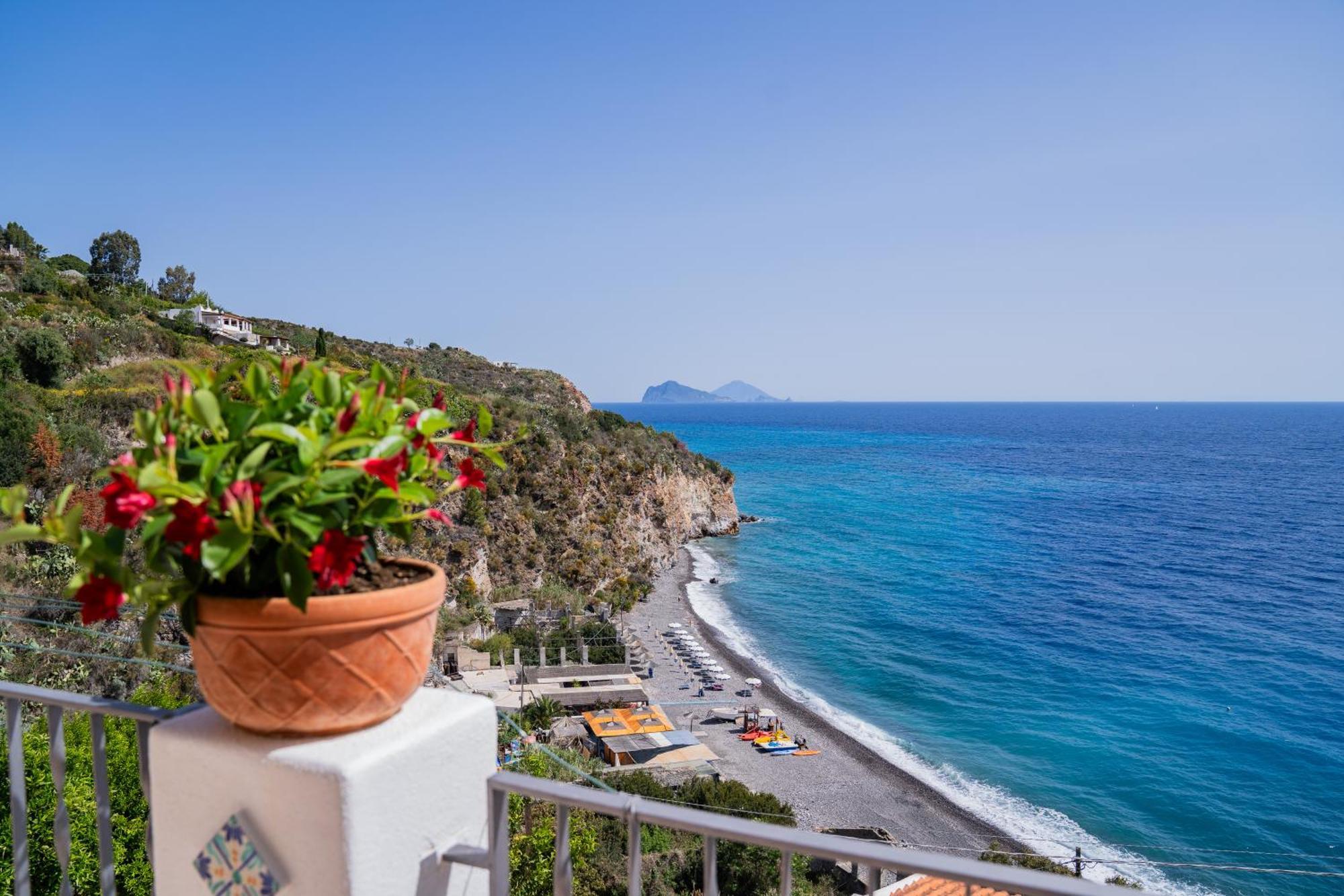 Casa Serena Lipari  Eksteriør billede